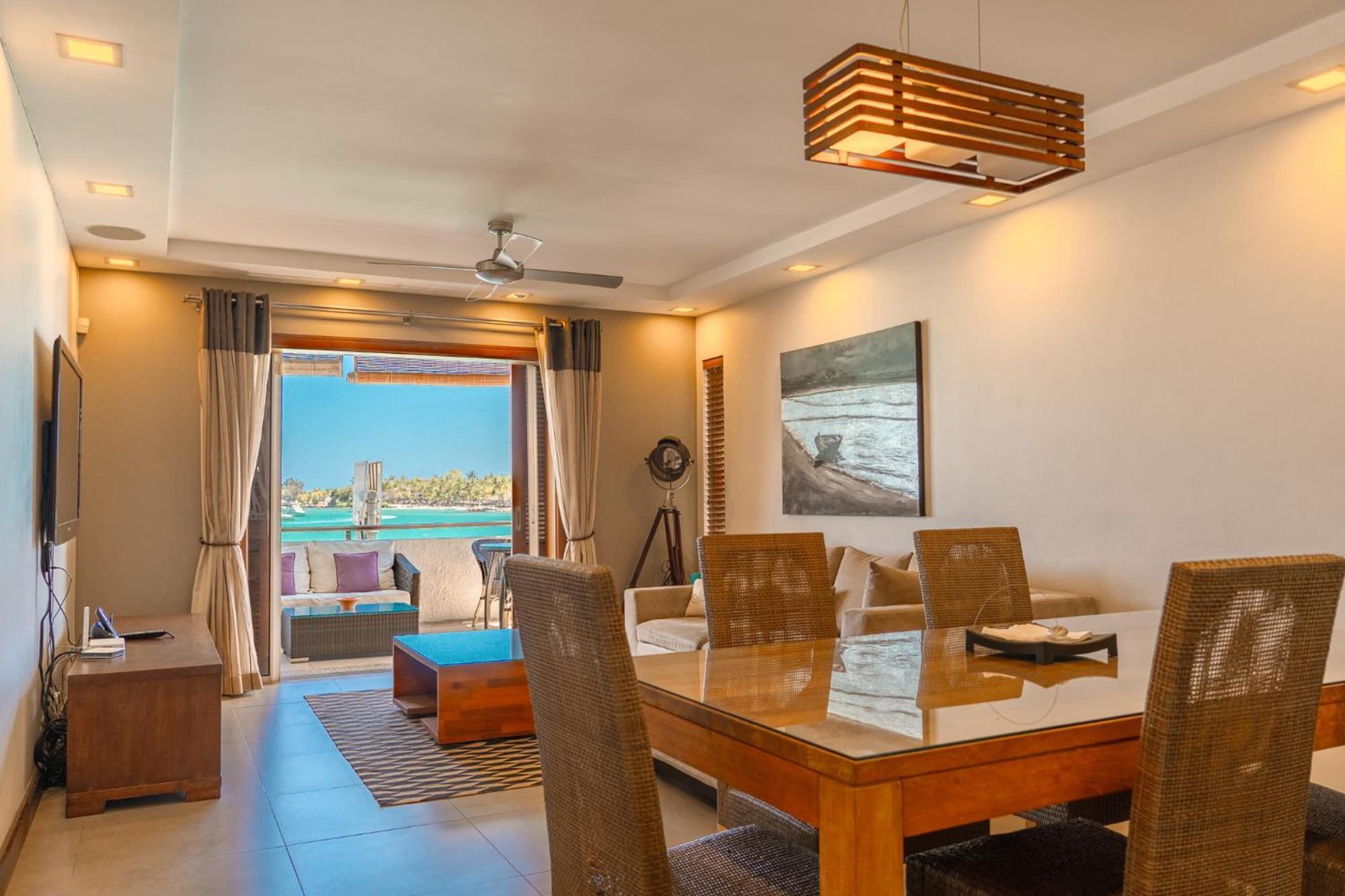 Beachfront Luxurious Stunning Sunset Boulevard Apartment, Гранд-Бэй Экстерьер фото