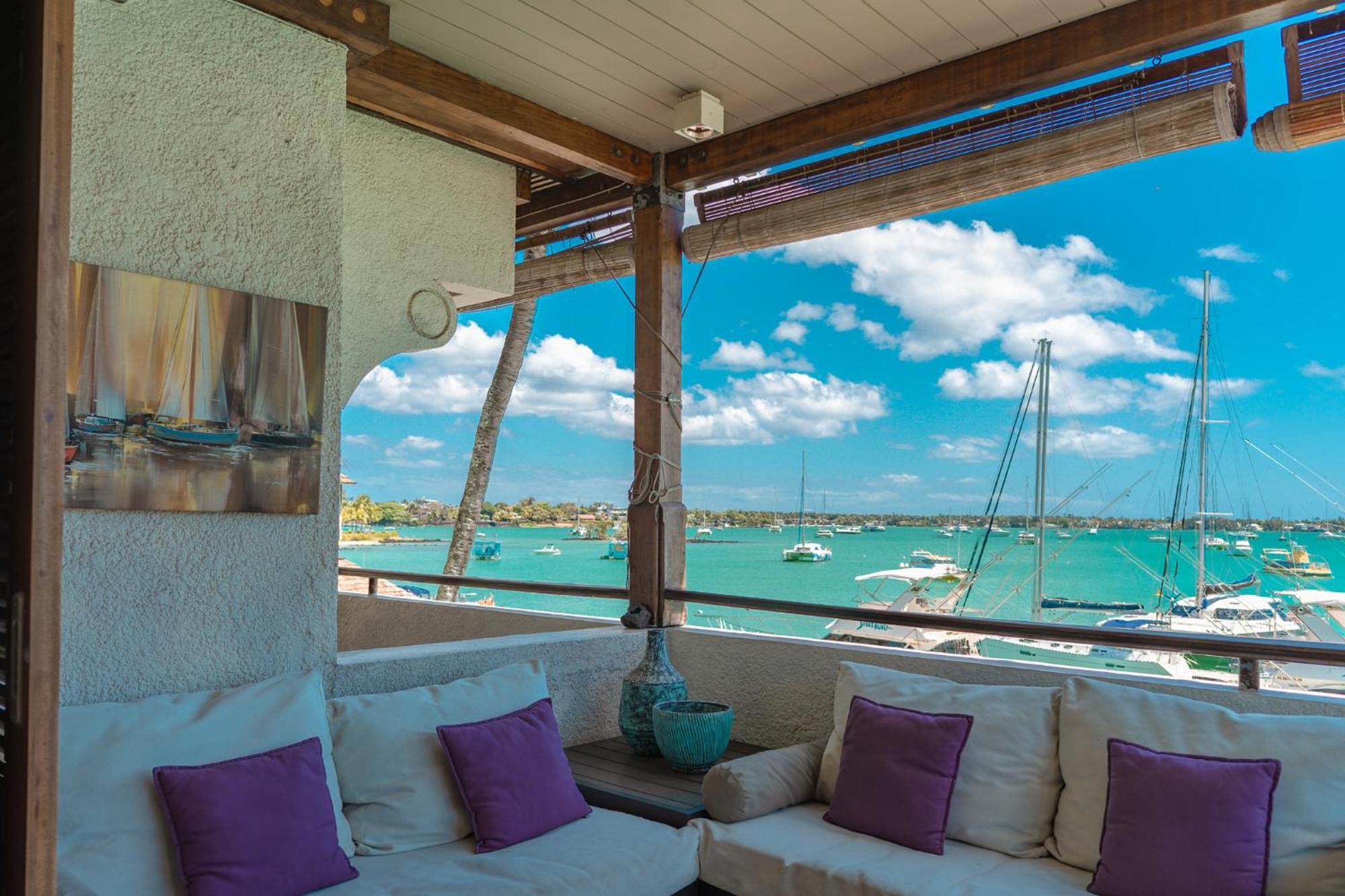 Beachfront Luxurious Stunning Sunset Boulevard Apartment, Гранд-Бэй Экстерьер фото